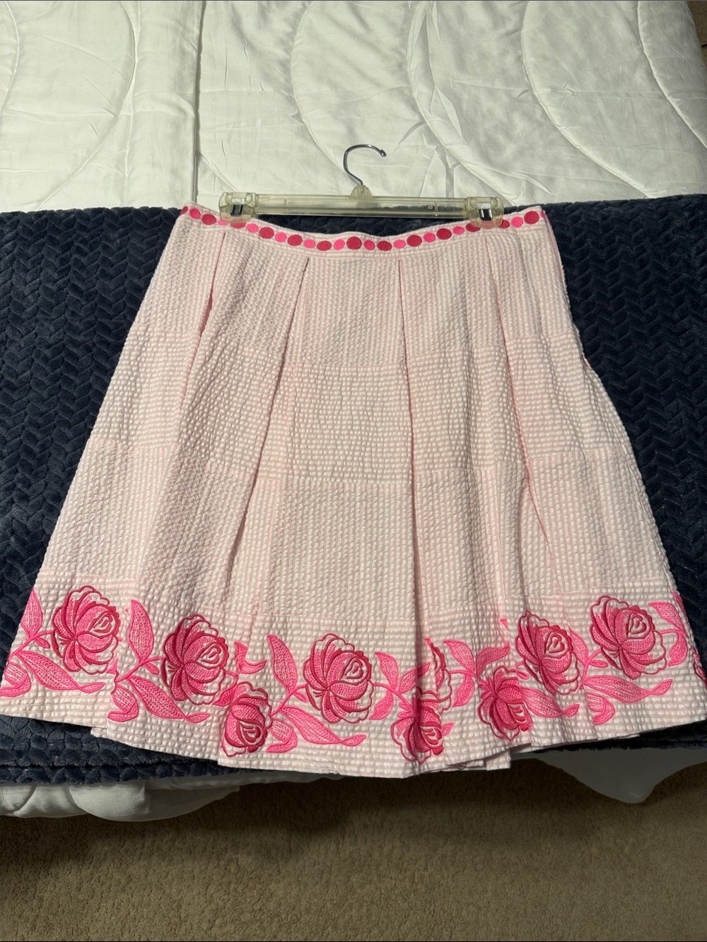 Vineyard Vines Light Pink Kentucky Derby Skirt with Bright Pink Rose Border